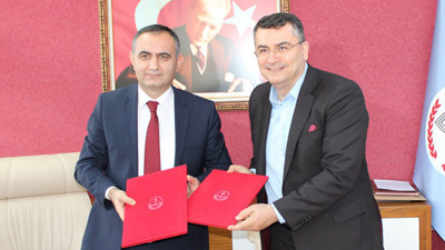 Liselileri girişimci yapacak imza