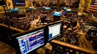 New York borsası karışık seyirle açıldı