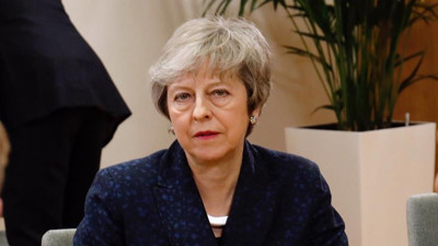 May: Brexit'i zamanında gerçekleştireceğim