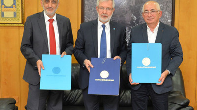 Bursa Uludağ Üniversitesi'nden öğrenciye burs desteği