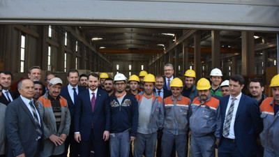 Bakan Albayrak, Ermaksan’ın çip tesisini gezdi