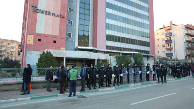 Tower Plaza’da tahliye süreci başladı