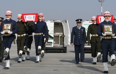 Konya'da kazada şehit olan 2 asker memleketlerine uğurlandı