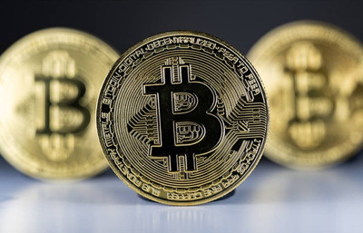 Bitcoin'den rekor üzerine rekor!