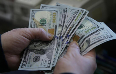 Dolar/TL'den günün ilk rakamları