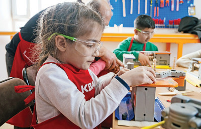 Geleceğin ‘ileri dönüşüm ustaları’ Antakya’da yetişiyor