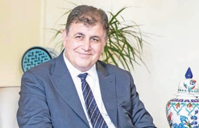 İzmir Belediye Başkanı Tugay: Bağımsız basın mücadelesinin öncü kurumu DÜNYA'dır