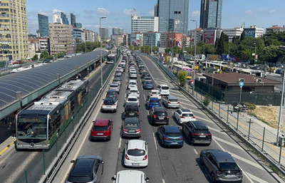 Trafiğe kaydı yapılan taşıt sayısı temmuzda azaldı