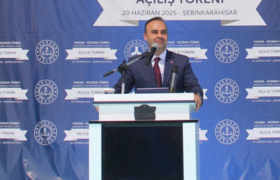 Bakan Kacır: 'Sanayi ve Teknoloji Kolejleri kurmak için çalışmalara başladık'