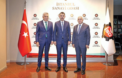 “İsteyen sanayiciye üretim tesisini TOKİ inşa edecek”