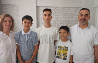 Bir aile, iki şampiyon! YKS birincisinin kardeşi de LGS birincisi çıktı!