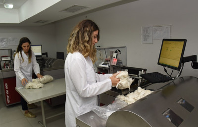 İZLADAŞ, dünyanın sayılı hakem laboratuvarları arasına girdi