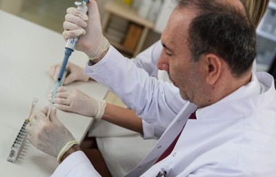 İntihar eden bireylerin beyin sıvısında tespit edildi! İzmir’de depresyon için çığır açan araştırma