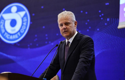 İZTO Başkanı Özgener: 'Üretkenlikteki durağanlık ciddi bir tehdit oluşturuyor'