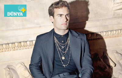 Sevan Bıçakçı'dan zamanın izinde 'Biricik'in peşinde