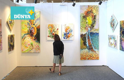 Görmek mi, görülmek mi? Sanat ve Instagram çağı