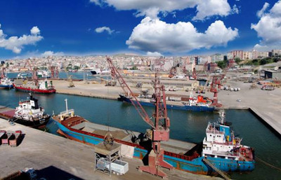 Rusya'ya yeni konteyner hattı