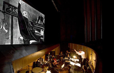 "Opera'daki Hayalet"i Berklee Sessiz Film Orkestrası canlandıracak