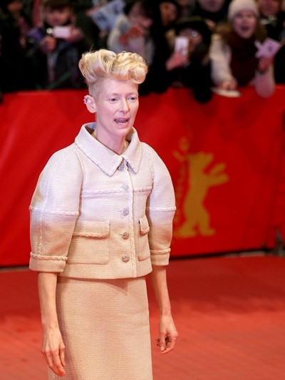 Berlin'de kırmızı halı şıklığı - Resim: 6