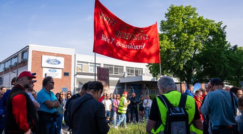 Ford'un Avrupa'daki merkezinde işçiler greve başladı!