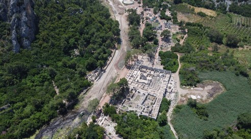 Olympos Antik Kenti'nde 270'ten fazla gizli mezarlık ziyarete açıldı!