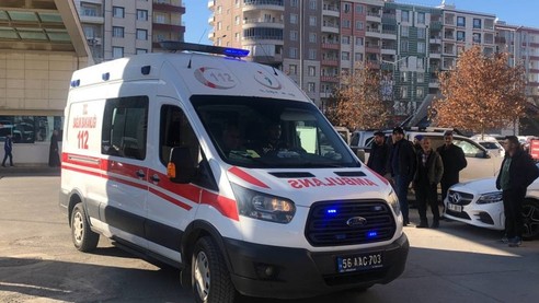 Traktörün altında kalan genç öldü