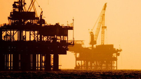 Petrol fiyatı OPEC raporu sonrası geriledi