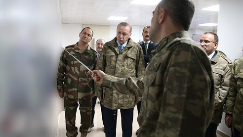 Cumhurbaşkanı Erdoğan Suriye sınırında