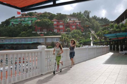 Rusların tercihi mekanda Kemer, otelde Reach - Resim: 13