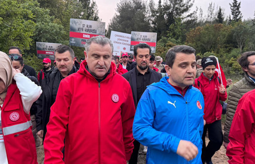 Gelibolu Yarımadası'nda 57. Alay Vefa Yürüyüşü gerçekleşti - Resim : 1