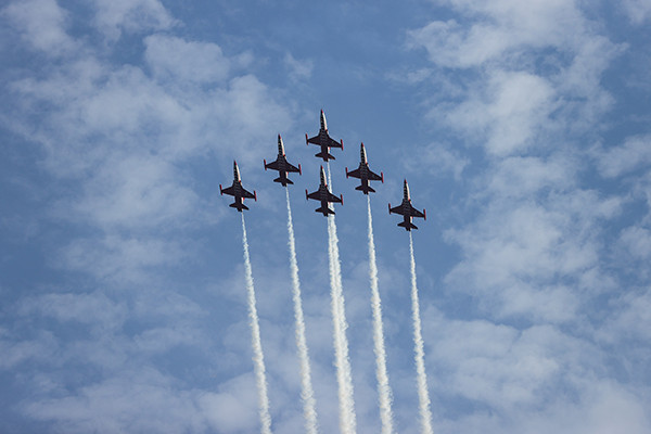 Türk donanmasının 100. yıl geçişi! 100 savaş gemisi boğazdan geçti - Resim : 1