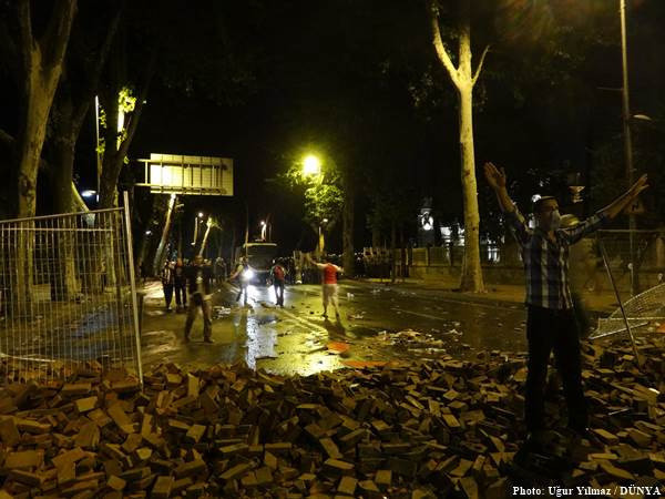 Dolmabahçe'de 'meydan savaşı' yaşanıyor - Resim: 11