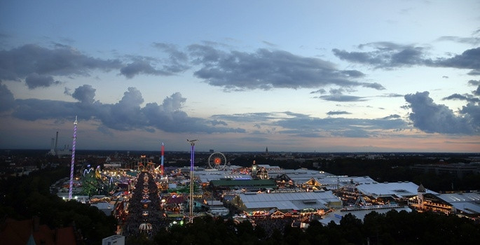 6 milyon kişi 7 milyon litre bira içecek - Resim: 5