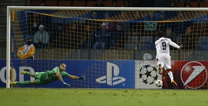 'Devler'den 40 gollü rekor gecesi - Resim: 3