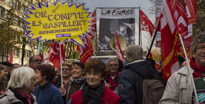 Kemer sıkmayı protesto ettiler - Resim: 6
