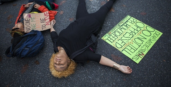 Bu kez de Eric Garner kararı nedeniyle karıştı - Resim: 13