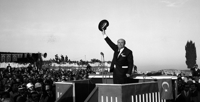 Siyaset sahnesinde 38 yıl... - Resim: 8