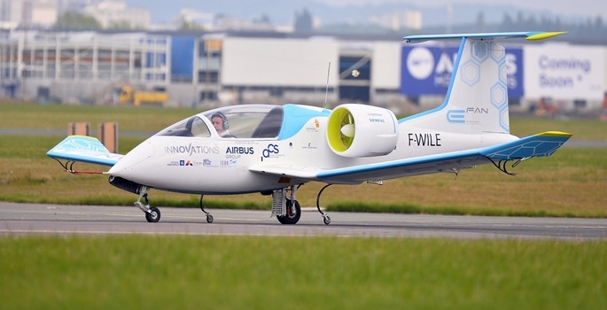 Paris'te 'ATAK' ve 'ANKA' rüzgarı esti - Resim: 15