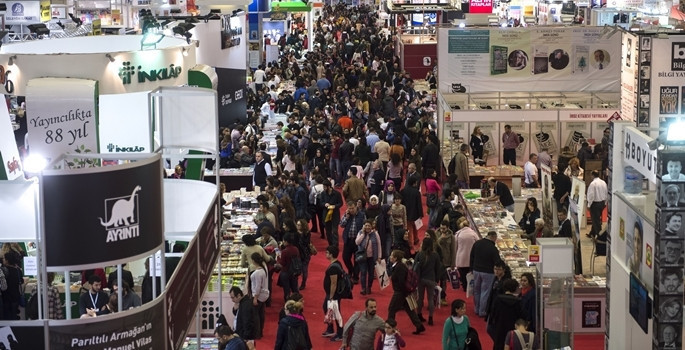 İstanbul Kitap Fuarı'na yoğun ilgi - Resim: 1
