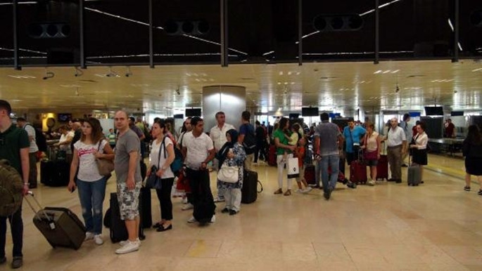 Atatürk Havalimanı'nda tatil yoğunluğu - Resim: 2