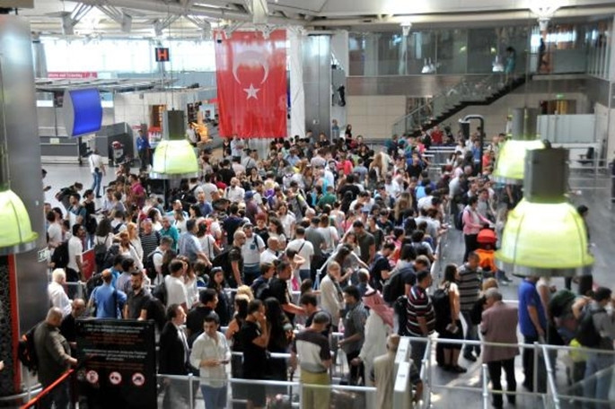 Atatürk Havalimanı'nda tatil yoğunluğu - Resim: 6