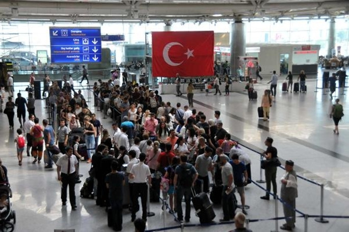 Atatürk Havalimanı'nda tatil yoğunluğu - Resim: 7
