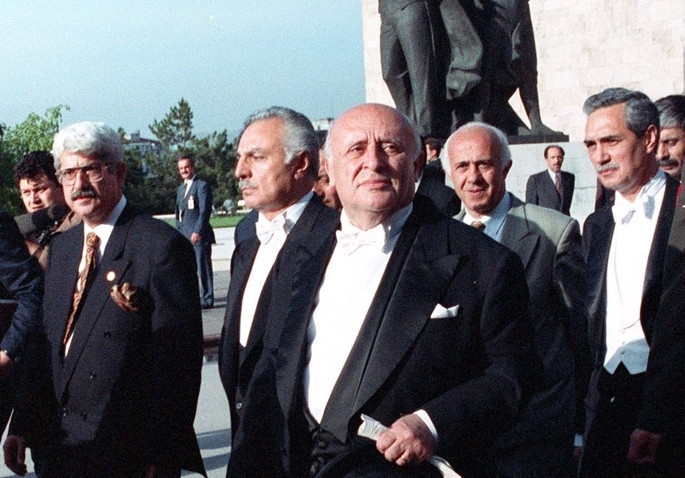 Siyaset sahnesinde 38 yıl... - Resim: 29