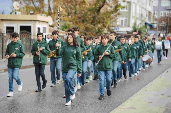 Darüşşafaka, İstanbul Maratonu'nda eğitime destek olmaya davet ediyor - Resim : 1