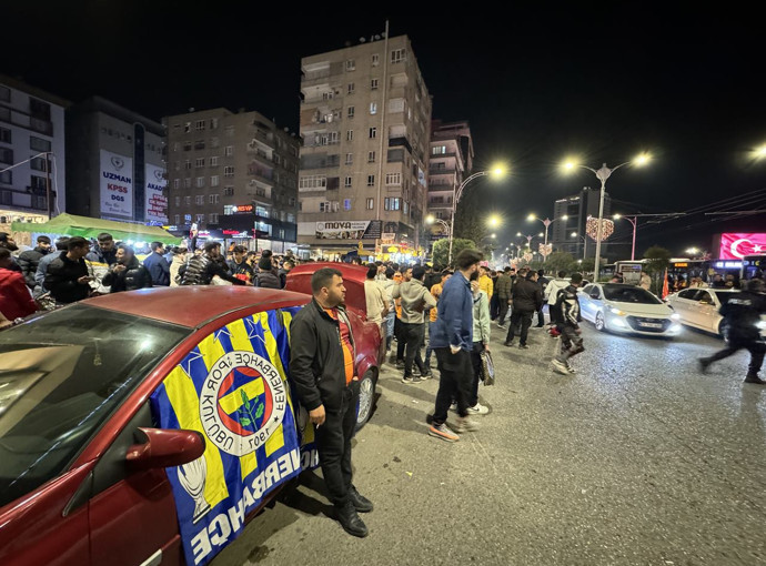 Son dakika... Fenerbahçe, Süper Kupa maçında sahadan çekildi - Resim : 2