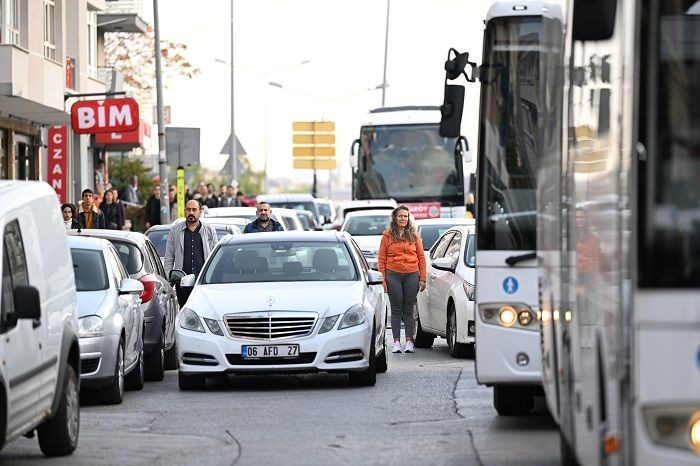 Saat 9’u 5 geçe hayat 1 dakikalığına durdu - Resim: 2
