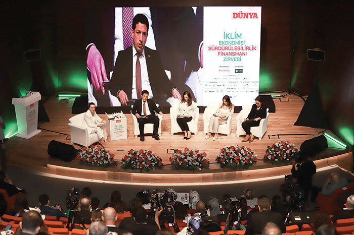 Dünya Gazetesi kamu ve özel kuruluşların yöneticilerini zirvede buluşturdu - Resim : 1