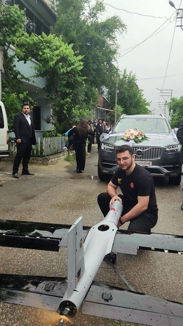Düğün konvoyunun önü bu kez İnsansız Hava Aracı ile kesildi! - Resim: 2