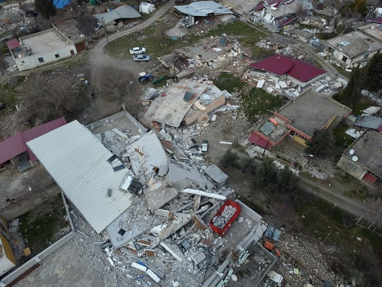 Fay hattının geçtiği köy enkaza döndü - Resim: 3