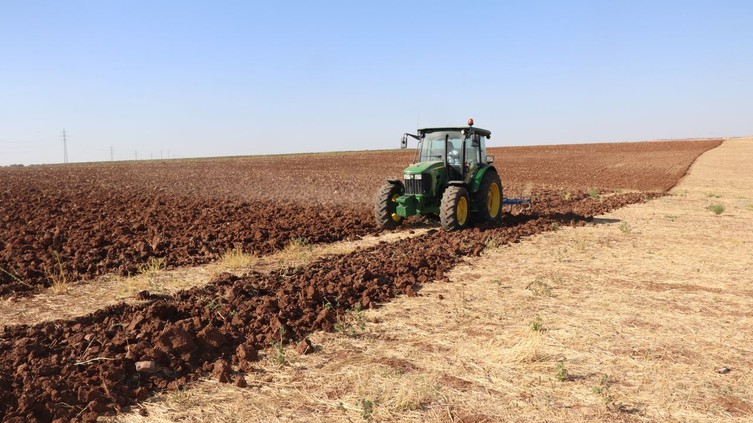 İsrail-İran savaşı Türk çiftçisini vurdu: Gübre fiyatları aylık bazda yüzde 38,5 arttı